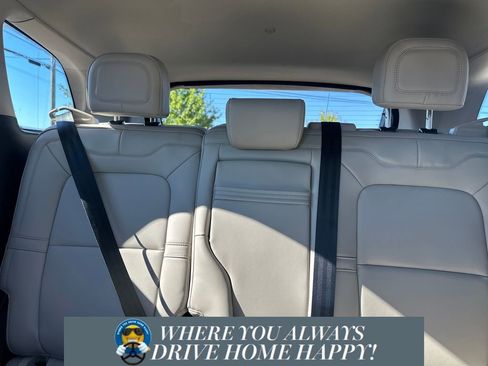 New 2026 Lincoln Corsair Premiere image 23