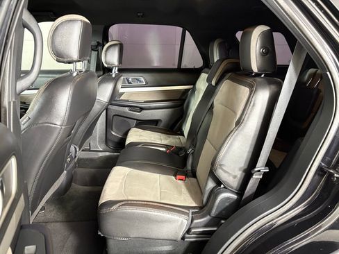 Used 2017 Ford Explorer XLT w/ Equipment Group 202A image 69