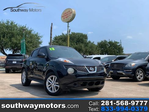 Used 2012 Nissan Juke SV FWD image 1