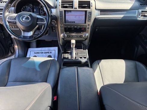 Used 2020 Lexus GX 460 Premium w/ Premium Package AWD/4WD image 12