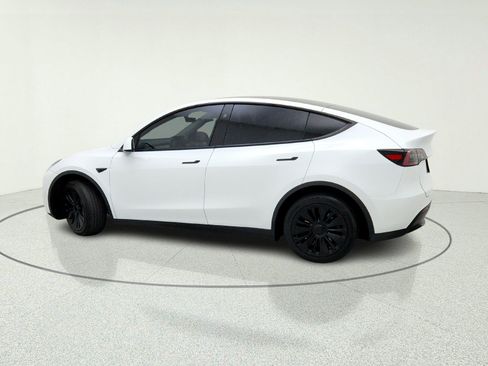 Used 2023 Tesla Model Y Long Range AWD/4WD image 13