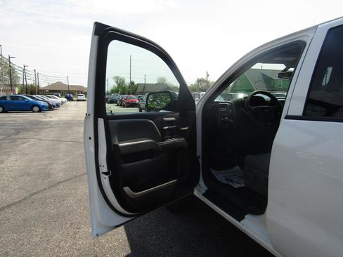 Used 2018 Chevrolet Silverado 1500 W/T w/ WT Convenience Package RWD image 10