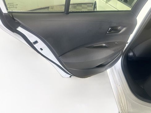 Used 2025 Toyota Corolla LE FWD image 25