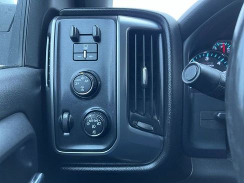 Used 2016 Chevrolet Silverado 1500 LT w/ LT Convenience Package image 18