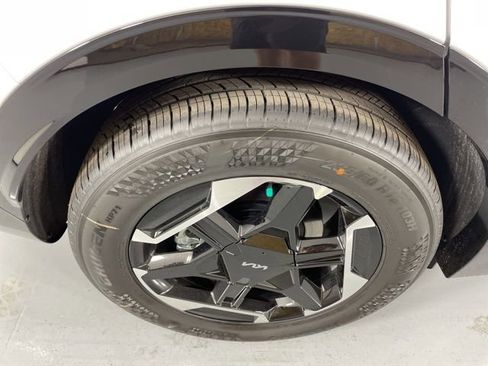 New 2026 Kia Sportage SX image 11