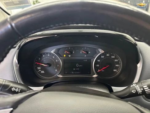 Used 2020 Chevrolet Traverse LT image 21