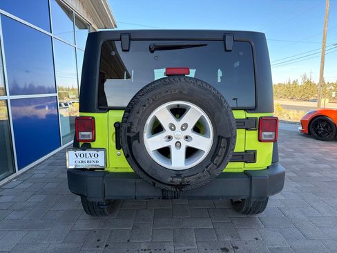 Used 2016 Jeep Wrangler Sport w/ Quick Order Package 24S AWD/4WD image 6