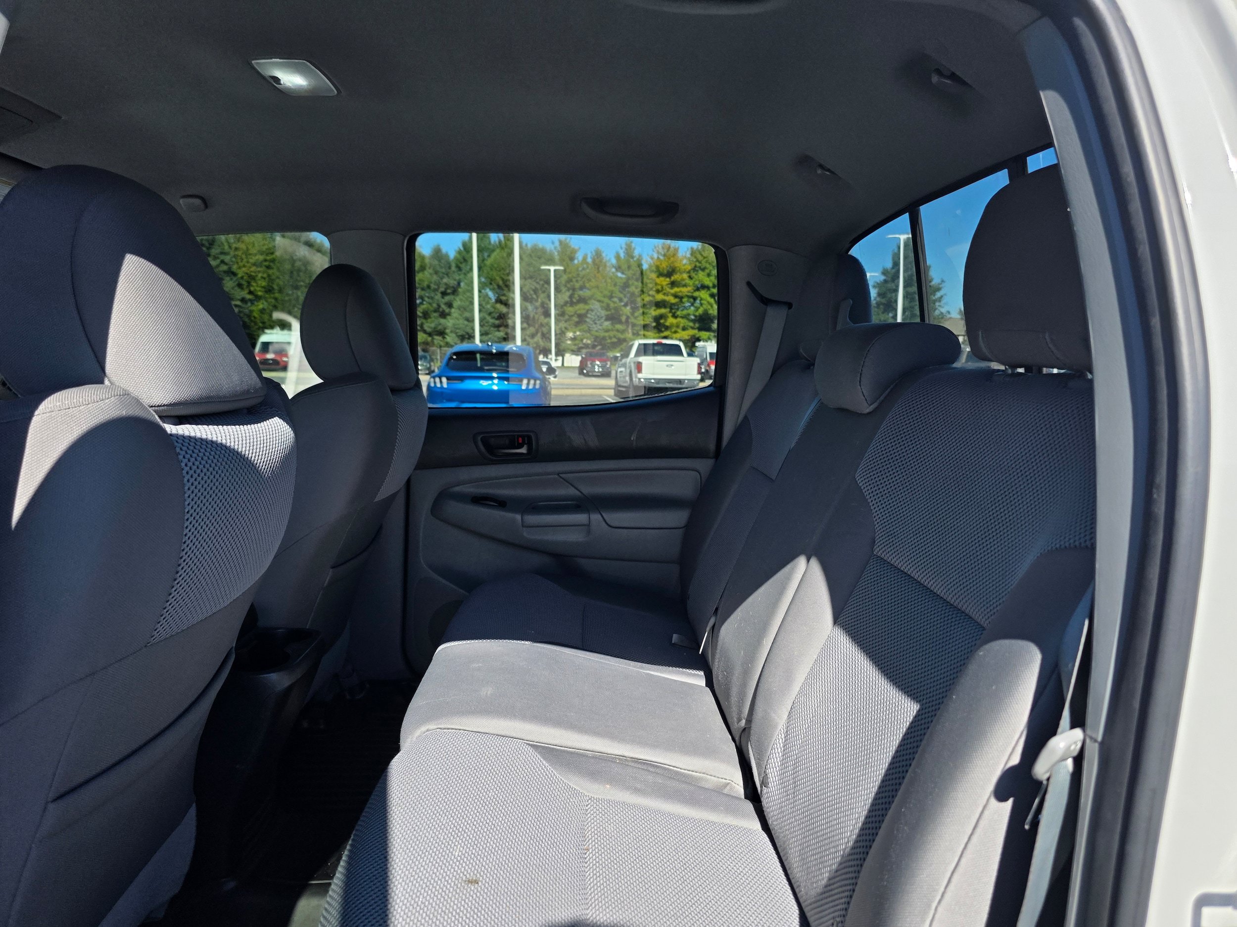Used 2013 Toyota Tacoma 4x4 Double Cab w/ TRD Sport Pkg image 9
