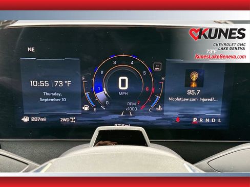 Used 2026 Chevrolet Traverse High Country AWD/4WD image 12