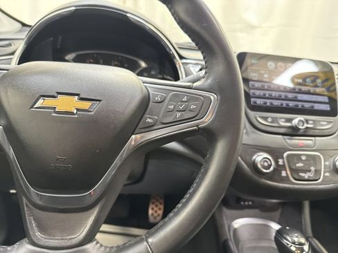 Used 2016 Chevrolet Malibu LT image 18