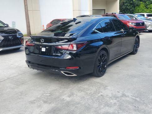 Certified 2022 Lexus ES 350 F Sport image 8