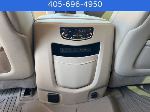 Used 2020 Cadillac Escalade Premium Luxury w/ LPO, Radiant Package image 27