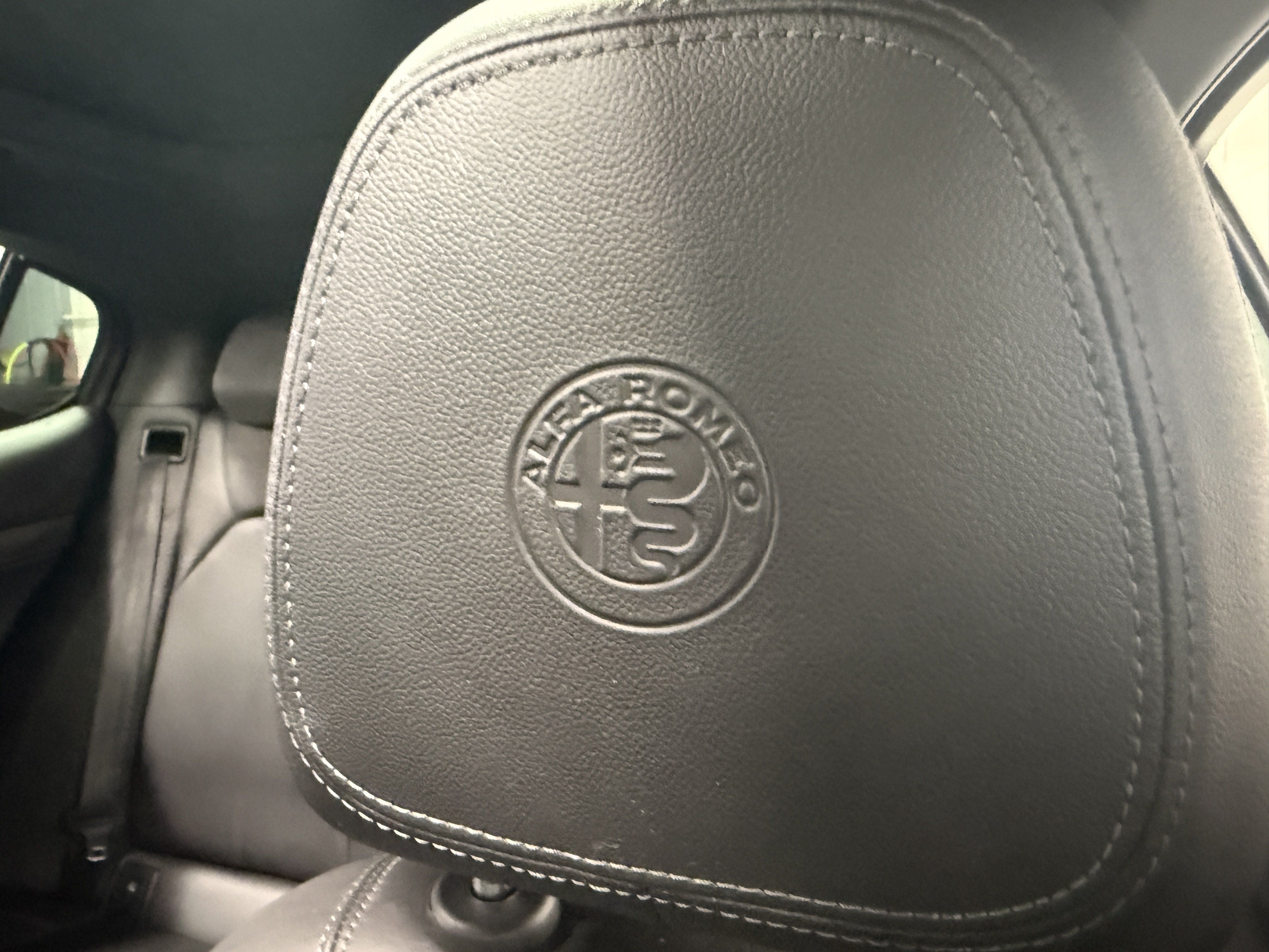 Certified 2023 Alfa Romeo Stelvio Ti AWD/4WD image 23