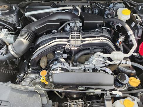 Certified 2025 Subaru Crosstrek 2.0i Premium image 32