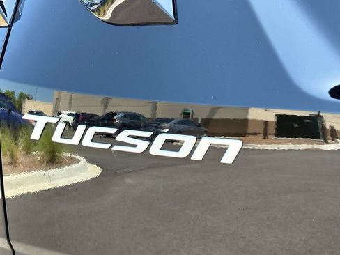 Certified 2025 Hyundai Tucson SEL AWD/4WD image 13