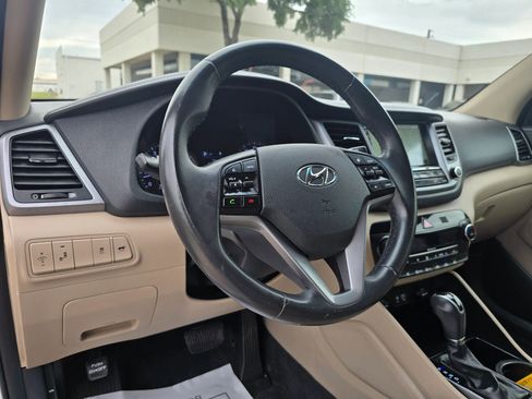 Used 2017 Hyundai Tucson Limited w/ Cargo Package FWD image 28