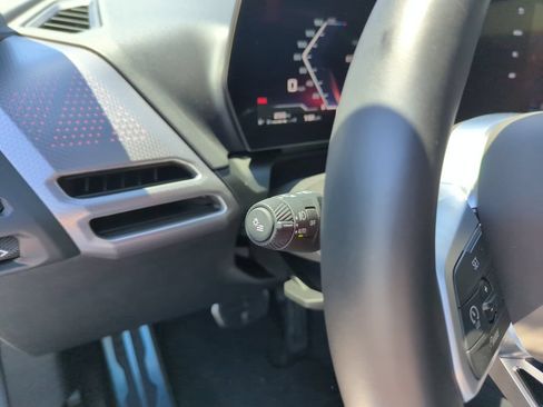 Used 2026 BMW M235i xDrive w/ Premium Package AWD/4WD image 19