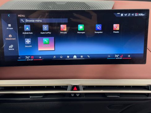 Used 2024 BMW iX xDrive50 w/ Premium Package image 30