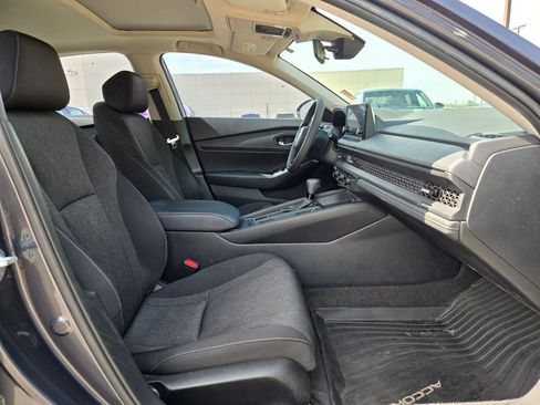 Certified 2023 Honda Accord EX image 27