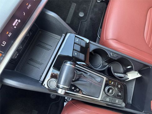 Used 2023 Kia Sportage SX image 28