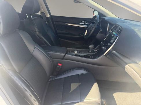 Used 2023 Nissan Maxima SV w/ Floor Mat Group FWD image 39