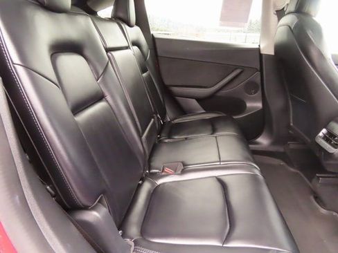 Used 2023 Tesla Model Y Long Range image 29