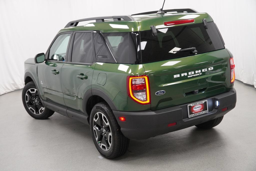 Used 2023 Ford Bronco Sport Outer Banks w/ Tech Package AWD/4WD image 23