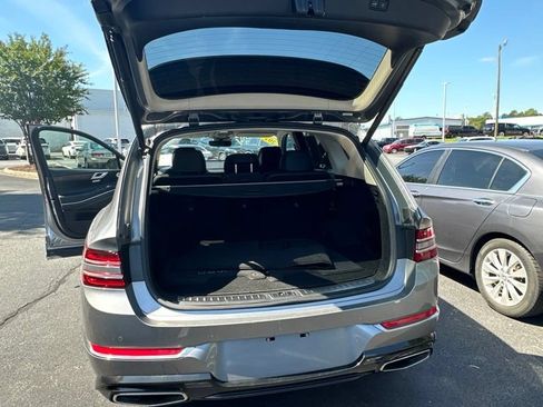 Used 2024 Genesis GV80 2.5T AWD/4WD image 10