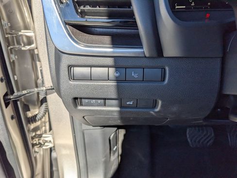 Used 2021 Nissan Rogue Platinum image 36