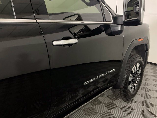 Used 2025 GMC Sierra 2500 Denali w/ Denali Reserve Package AWD/4WD image 9