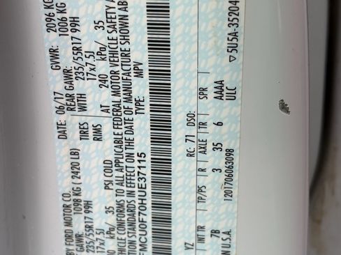 Used 2017 Ford Escape S image 11