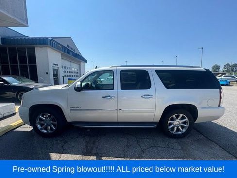 Used 2013 GMC Yukon XL Denali RWD image 4
