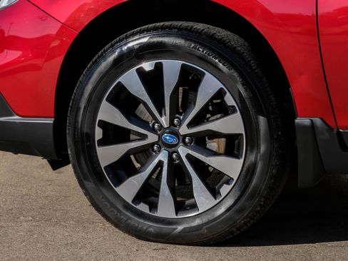 Used 2017 Subaru Outback 2.5i Limited image 58