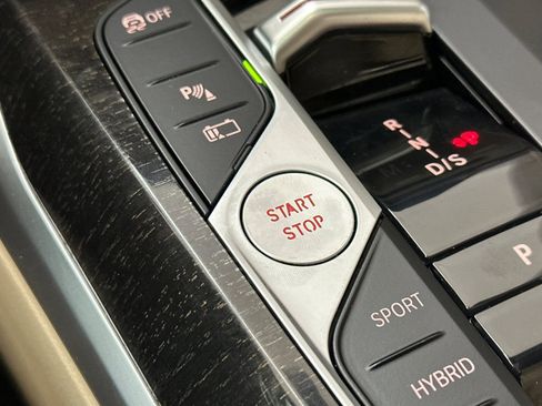 Certified 2023 BMW 330e w/ M Sport Package image 32