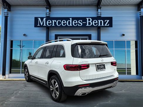 New 2026 Mercedes-Benz GLB 250 4MATIC image 4