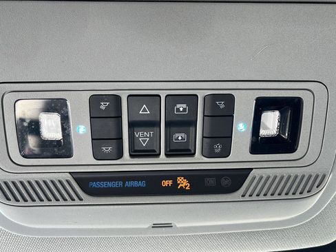 Used 2023 Ford Explorer XLT w/ Equipment Group 202A image 16