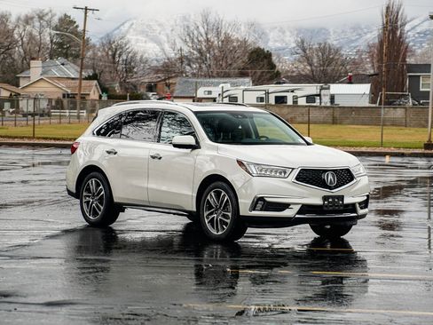 Used 2017 Acura MDX SH-AWD w/ Advance Package image 3
