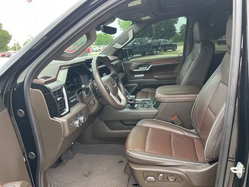 Used 2024 GMC Sierra 1500 Denali AWD/4WD image 18