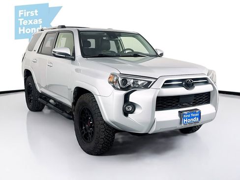 Used 2021 Toyota 4Runner SR5 Premium image 1