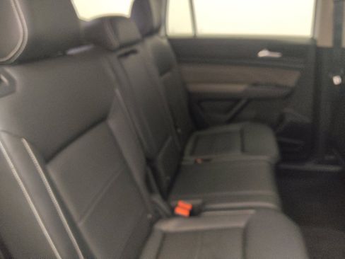 Used 2023 Volkswagen Atlas SE FWD image 19