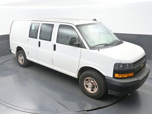 Used 2020 Chevrolet Express 2500 w/ Driver Convenience Package image 13