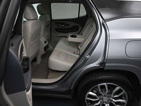 Used 2023 GMC Terrain Denali w/ Denali Premium Package AWD/4WD image 9