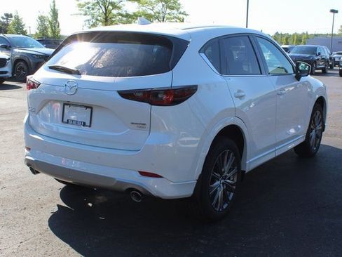 New 2025 MAZDA CX-5 Signature image 3