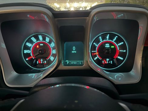 Used 2011 Chevrolet Camaro LT w/ Interior Accent Trim Package RWD image 13