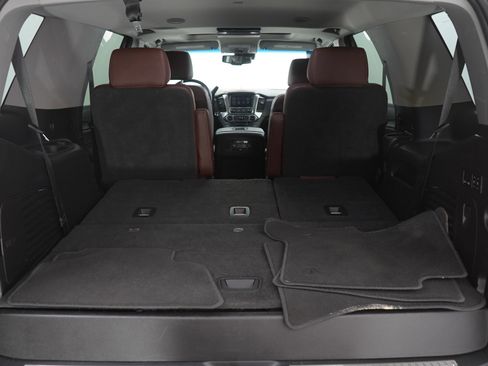 Used 2019 Chevrolet Tahoe Premier w/ Premier Plus Edition image 9