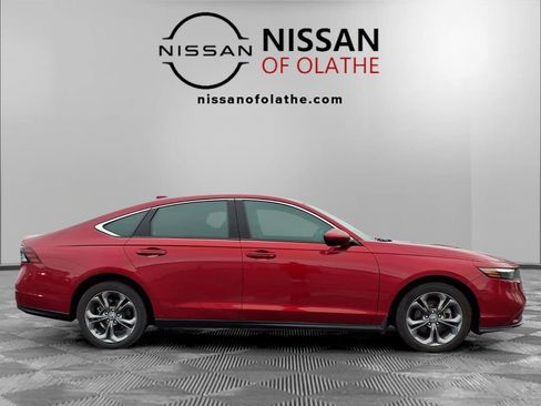 Used 2024 Honda Accord EX image 27