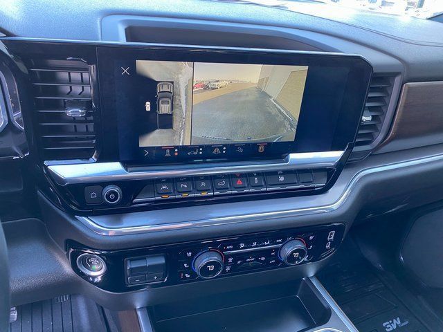 Used 2024 Chevrolet Silverado 1500 High Country AWD/4WD image 21