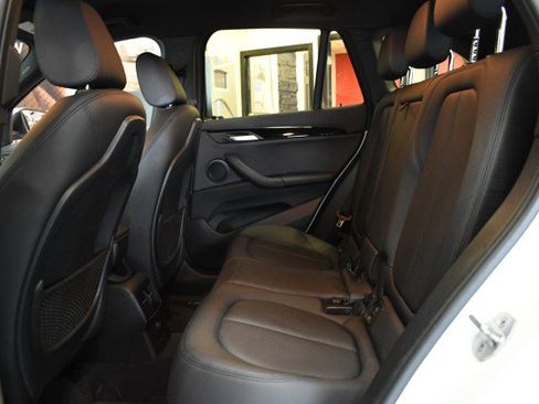 Used 2017 BMW X1 xDrive28i AWD/4WD image 19