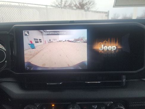 New 2026 Jeep Gladiator Sport AWD/4WD image 4