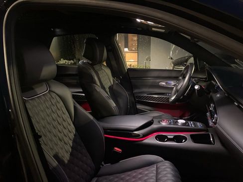 Certified 2025 Genesis GV70 3.5T Sport w/ Sport Prestige Package image 13